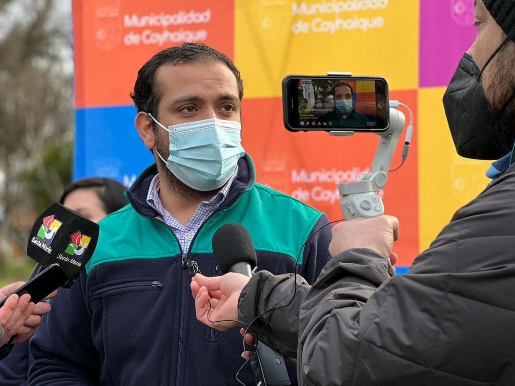 ALCALDE CARLOS GATICA HACE UN LLAMADO AL GOBIERNO PARA LA MANTENCIÓN DE CAMINOS INTRAPREDIALES Y RURALES DE LA COMUNA