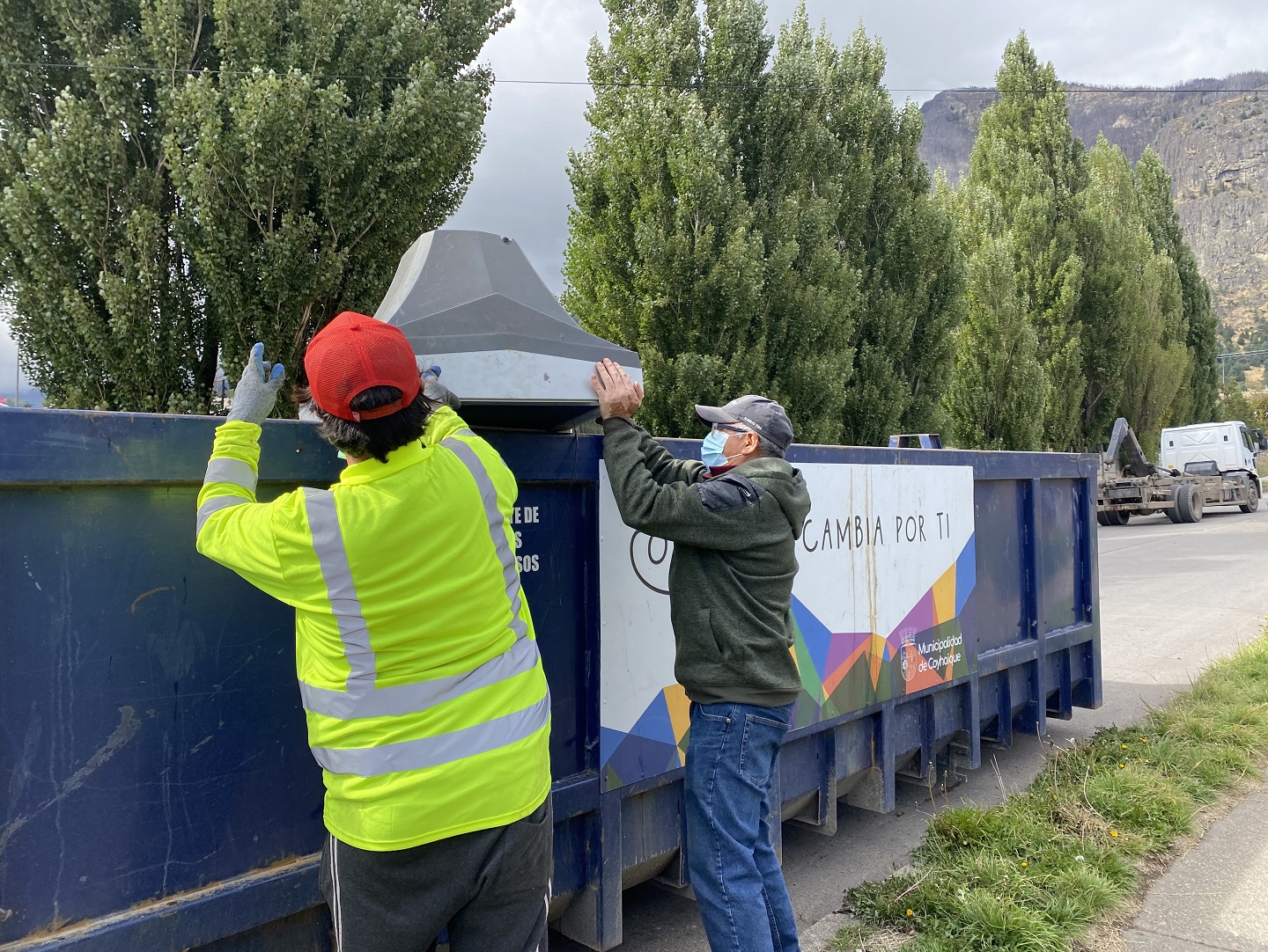 “LIMPIA TU PATIO”: PROGRAMA MUNICIPAL QUE REFORZÓ SISTEMA DE RECOLECCIÓN DE BASURA EN COYHAIQUE
